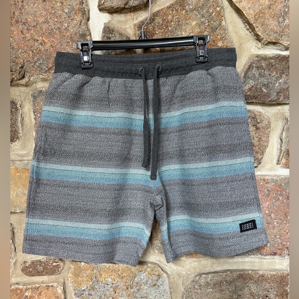 O’NEILL MEN’S SHORTS. SIZE L. - Picture 5 of 5